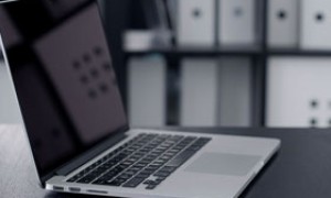 图灵奖得主约书亚·本吉奥：AI失控可能导致人类灭绝，AGI最快五年内就能实现